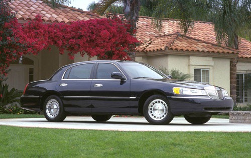 Lincoln town car 2001